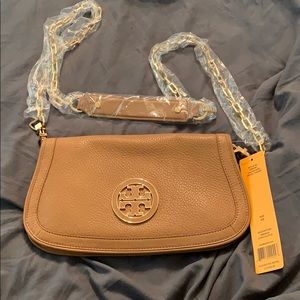 NWT Tory Burch Logo Clutch Royal Tan